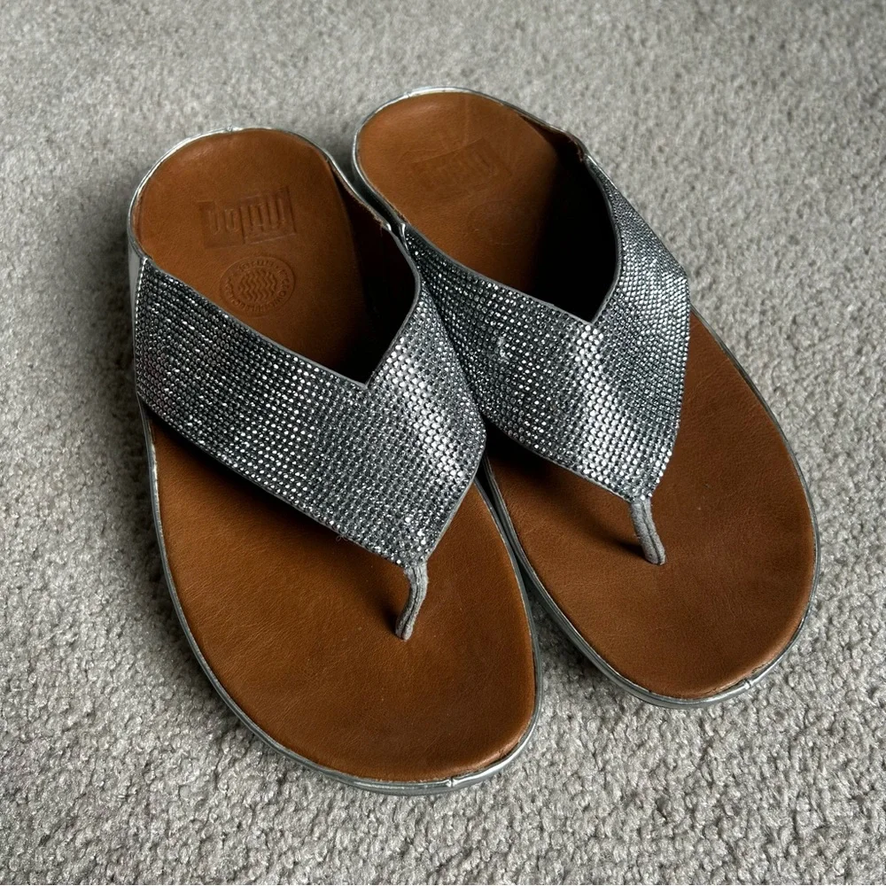 Fitflip Silver Rhinestone Wedge Thong Sandal - Women Size 6 - Picture 2 of 11